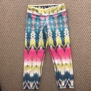 NUX cropped workout pants